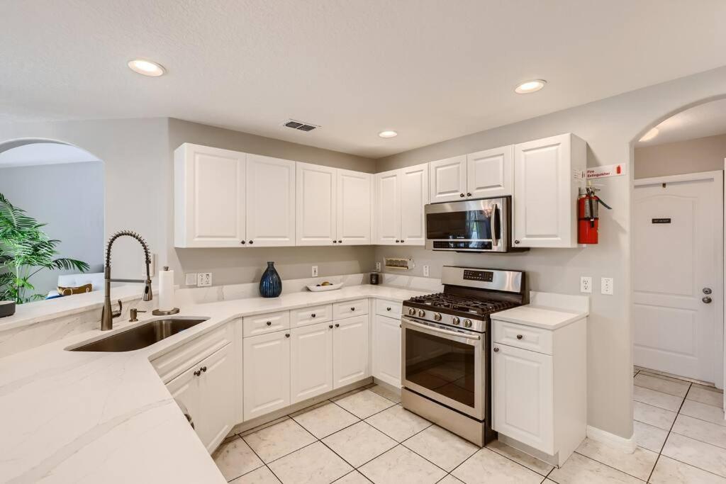 New Modern Relaxing 4 Bedroom Pool Villa Near Disney'S Parks Davenport Bagian luar foto